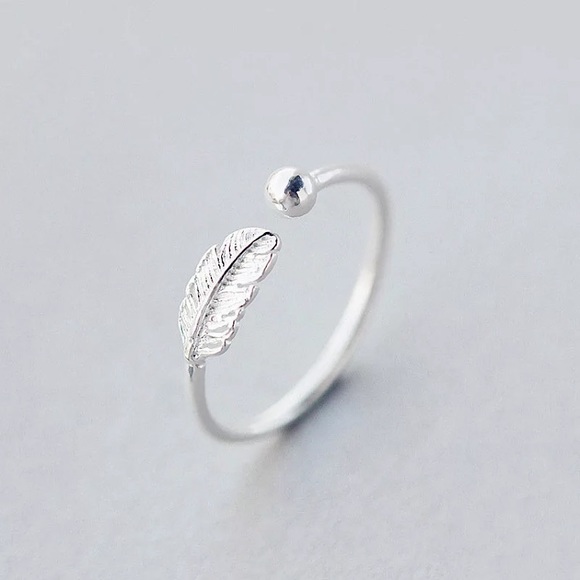Free People Jewelry - “Light As A Feather” Minimal Adjustable SilverRing